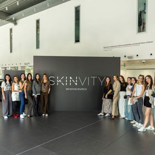 SKINVITY y Porsche colaboran en una iniciativa para celebrar el bienestar y educar sobre el femtech