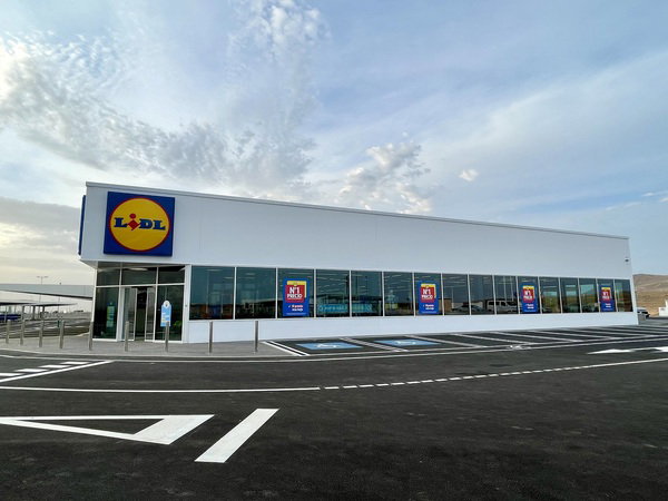 Lidl inaugura su nueva tienda en Lanzarote y alcanza las 700 tiendas en España 