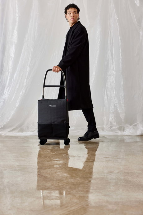 LifeStyle T Shop Rolser B.jpg