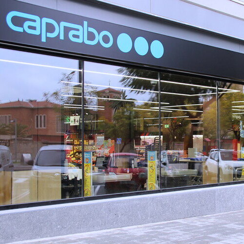 Caprabo colabora con la Cruz Roja y el Rebost Solidari de Sabadell para trabajar por la mejor alimentación de personas en situación de vulnerabilidad