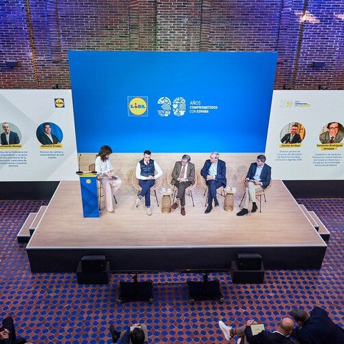 Lidl celebra 30 años impulsando la economía española: contribuye al 0,65% del PIB del país y a generar 1 de cada 117 empleos