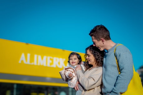 Alimerka lanza su nueva campaña de marca Sí quiero.jpg