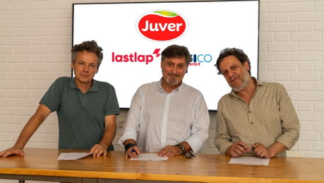 Firma acuerdo Juver_Básico_Lastlap.jpg
