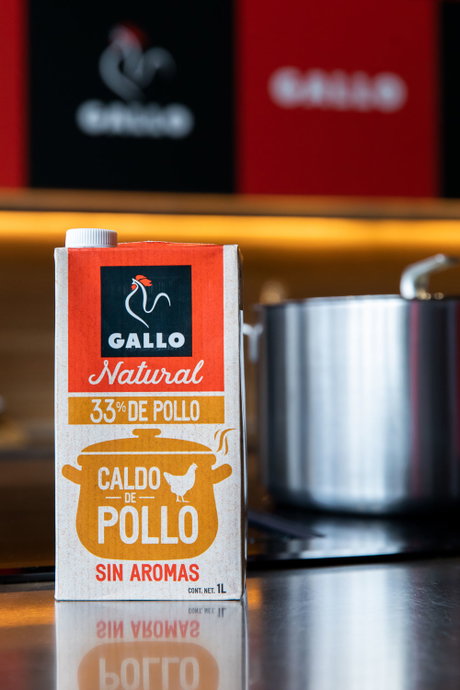 Caldo de Pollo_Gallo.jpg