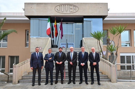Fotografía_ Inauguración nuevas lineas Juver.jpg