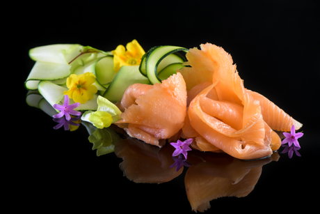 Salmon premiun con laminas de calabacin.jpg