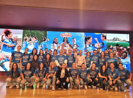20250516 ELPOZO ALIMENTACIÓN Homenajea al CF Femenino de fútbol ALHAMA ELPOZO.jpg