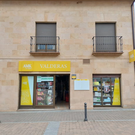 Alimerka inaugura un supermercado AMK en Valderas (León).jpg