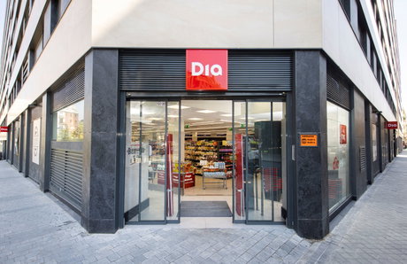 Fachada tienda Dia España (1).jpg