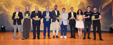 Foto de familia Premios de la Industria de España 1.jpg