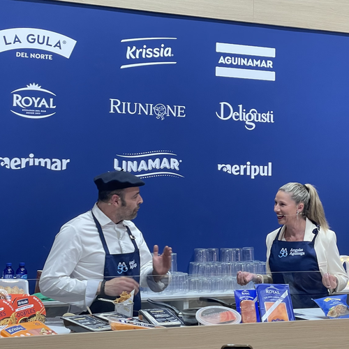 Anne Igartiburu presenta los nuevos productos de Angulas Aguinaga en Seafood