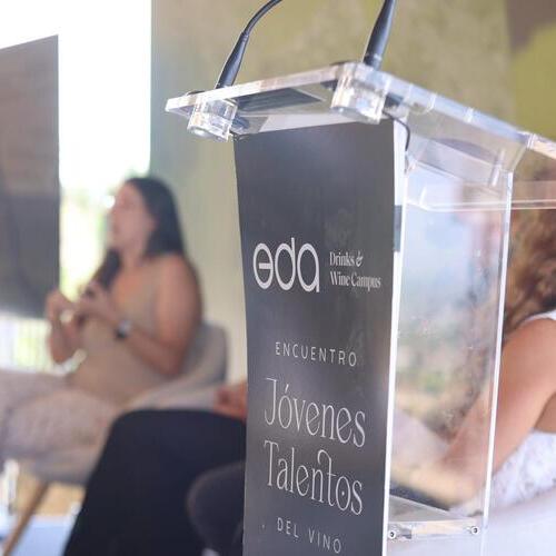 Más de 100 elaboradores y elaboradoras de vino procedentes de 12 comunidades autónomas se han dado cita en el IV encuentro de Jóvenes Talentos del Vino impulsado por EDA Drinks & Wine Campus