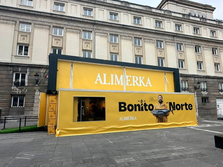La ruta del expo tráiler de Alimerka comenzó el pasado 1 de julio en Oviedo y finalizó el 12 de julio en Valladolid.jpg