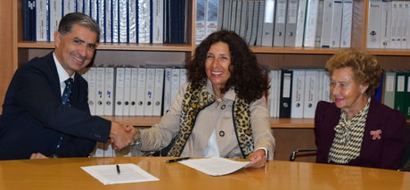 250922 Firma Convenio Cajamar 2.jpg