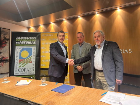 El objetivo del acuerdo es impulsar la comercialización y la promoción del consumo de productos ecológicos asturianos.jpg