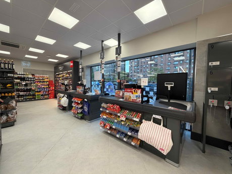 Tienda Dia Leganés 1.jpg