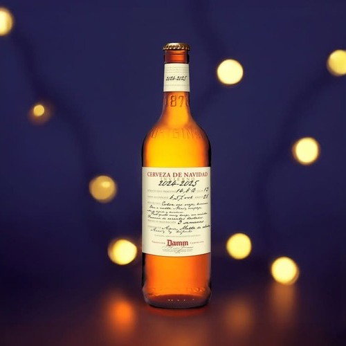 Estas fiestas, brinda con la cerveza de navidad de Damm 