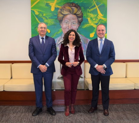 26.02.12 Juan Miguel Martínez Gabaldón, Lourdes Gullón y David Casañ 2.jpg