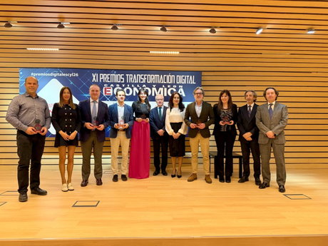 Foto de familia_Premios de Transformación Digital.jpg