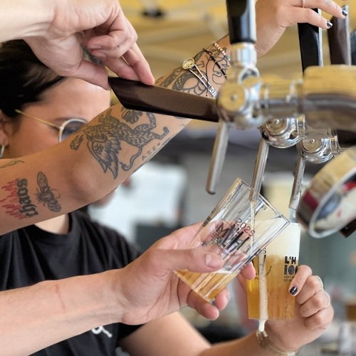 Este Sant Jordi, marídalo en la Feria de Cerveza Artesana de l’Hospitalet 