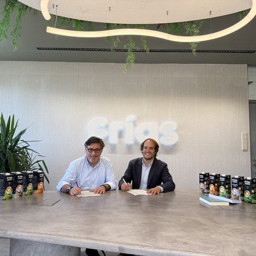Juver amplía su propuesta con la distribución exclusiva de la marca Frías, incluida su nueva línea barista de bebidas vegetales