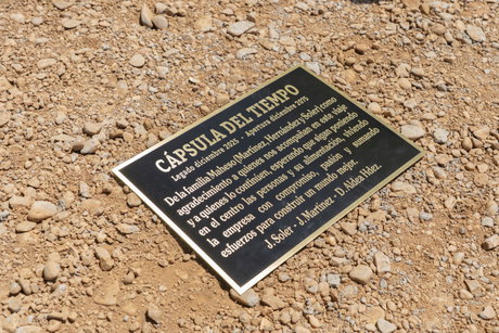 Cápsula del tiempo Maheso.jpg