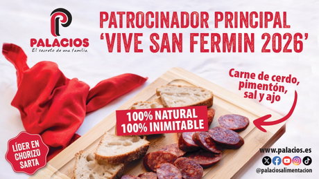 Tabla de madera con chorizo en rodajas y rebanadas de pan, paño rojo y logotipo Palacios.