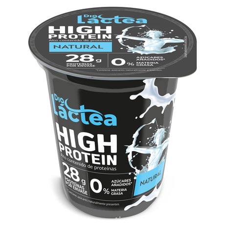 Vaso de yogur High Protein de Dia Láctea sabor natural, 28 g de proteínas y 0% materia grasa.