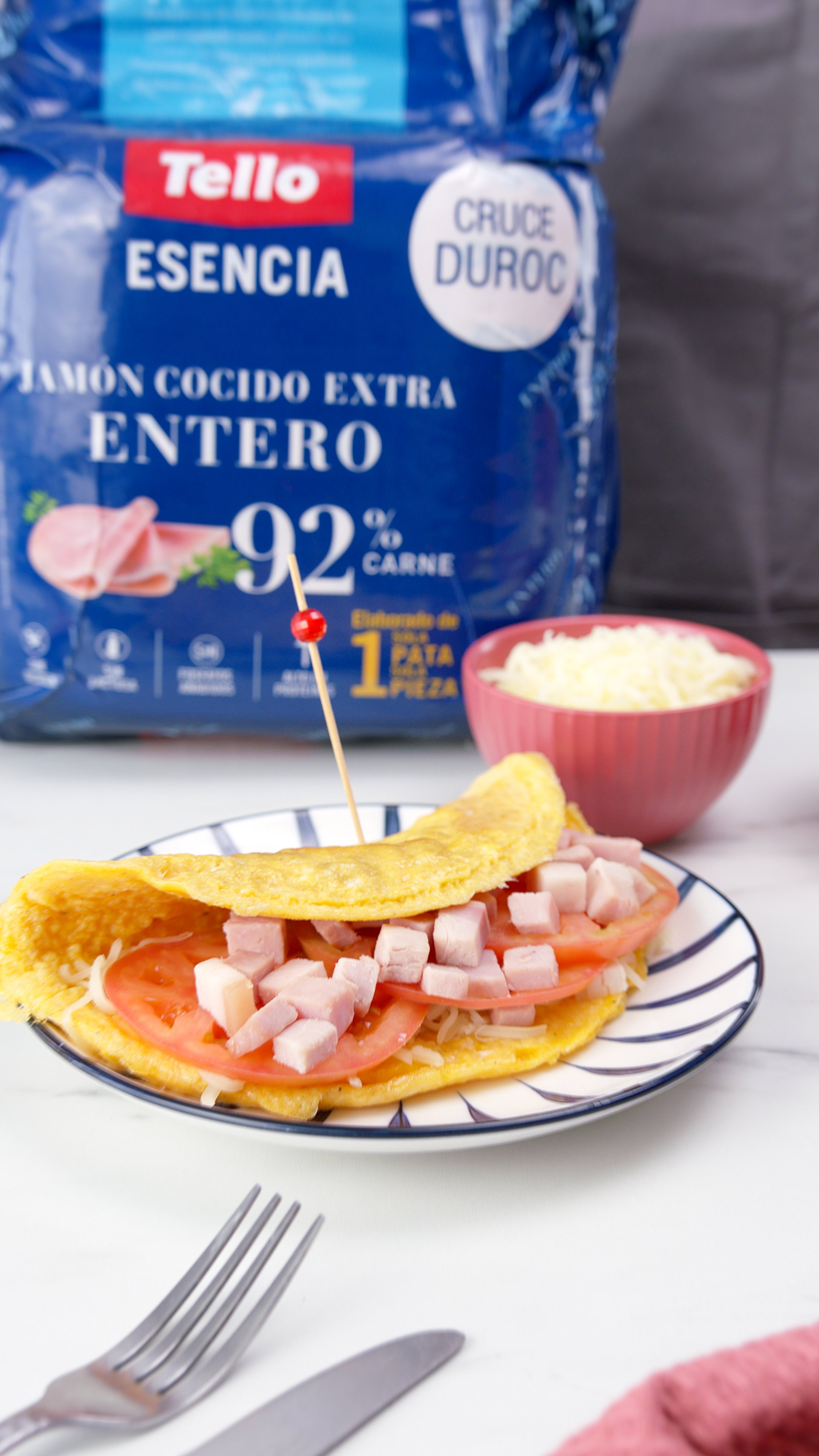 NdP Jamón Cocido Esencia con omelette.jpg