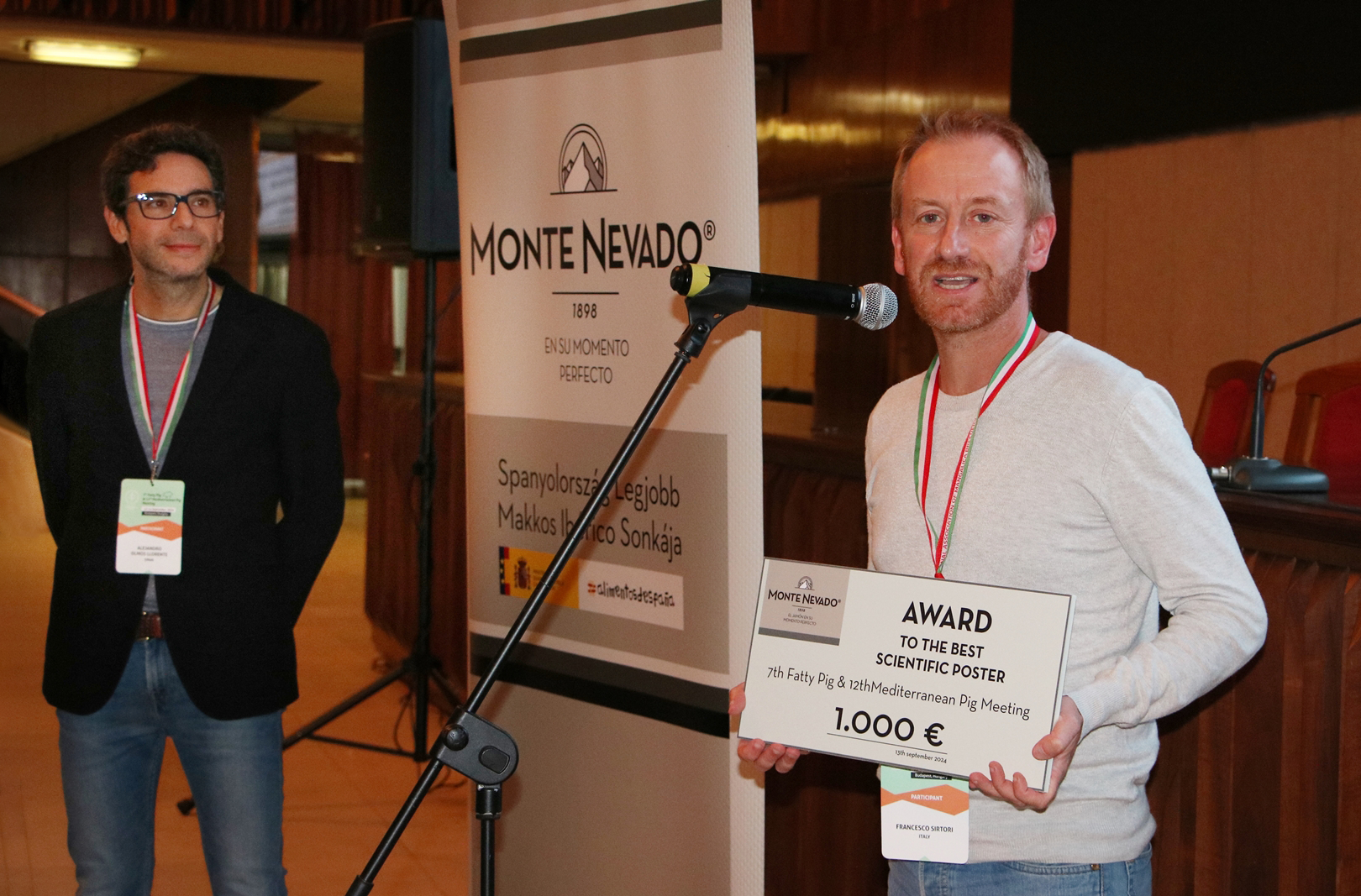 Entrega de premios.png