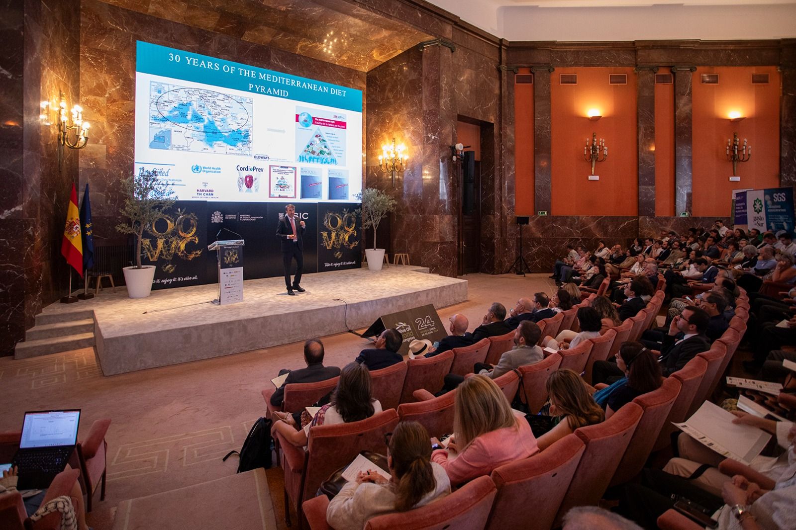Foto Olive Oil World Congress.jpg