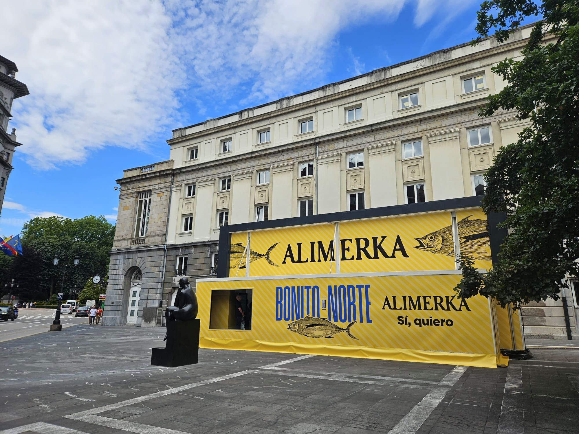 Los vecinos de Oviedo han podido disfrutar del mejor sabor del Bonito del Norte con Alimerka.jpg
