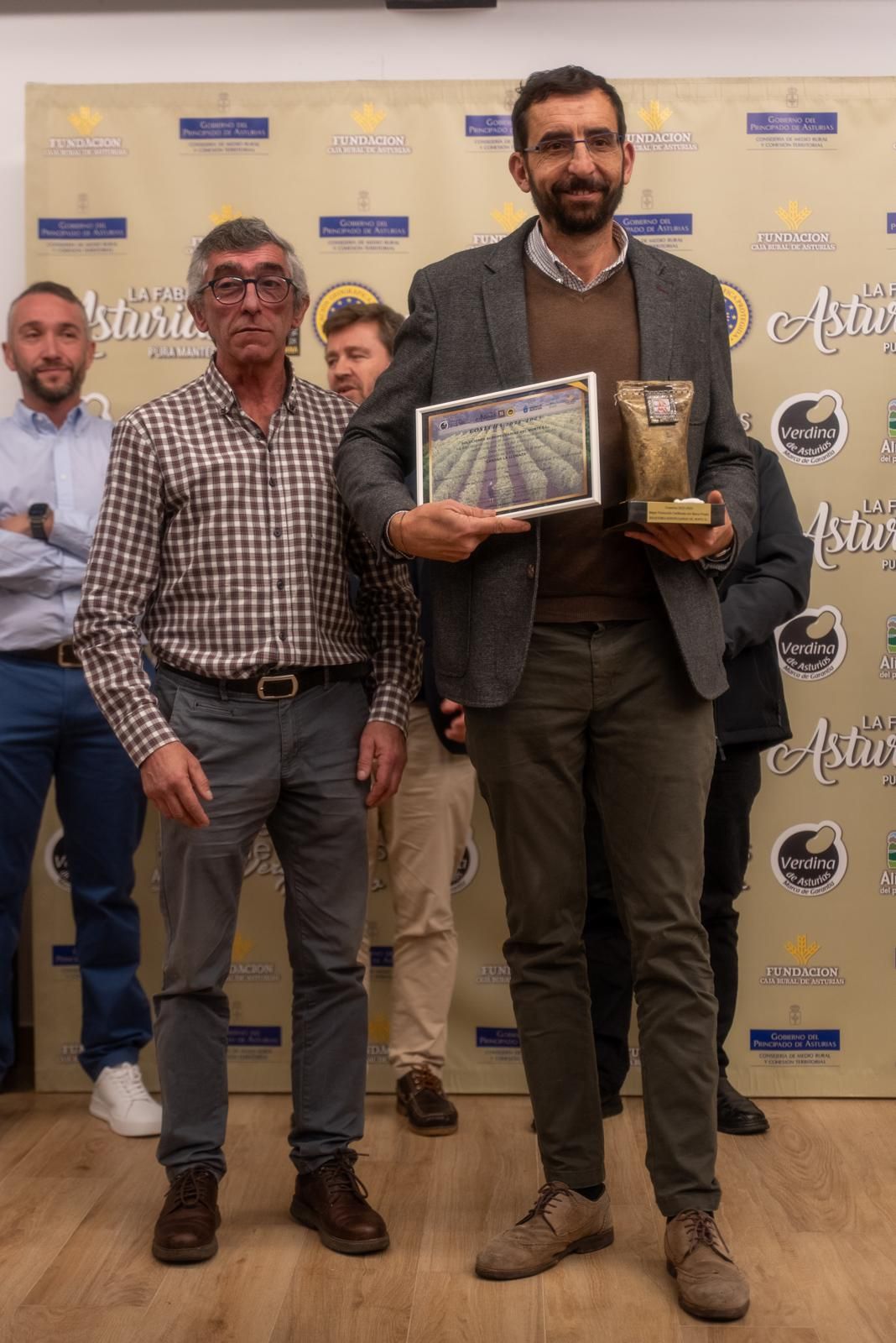 Sergio Marqués recogió el premio al productor que mayor cantidad de Faba Asturiana ha certificado con su propia marca.jpg