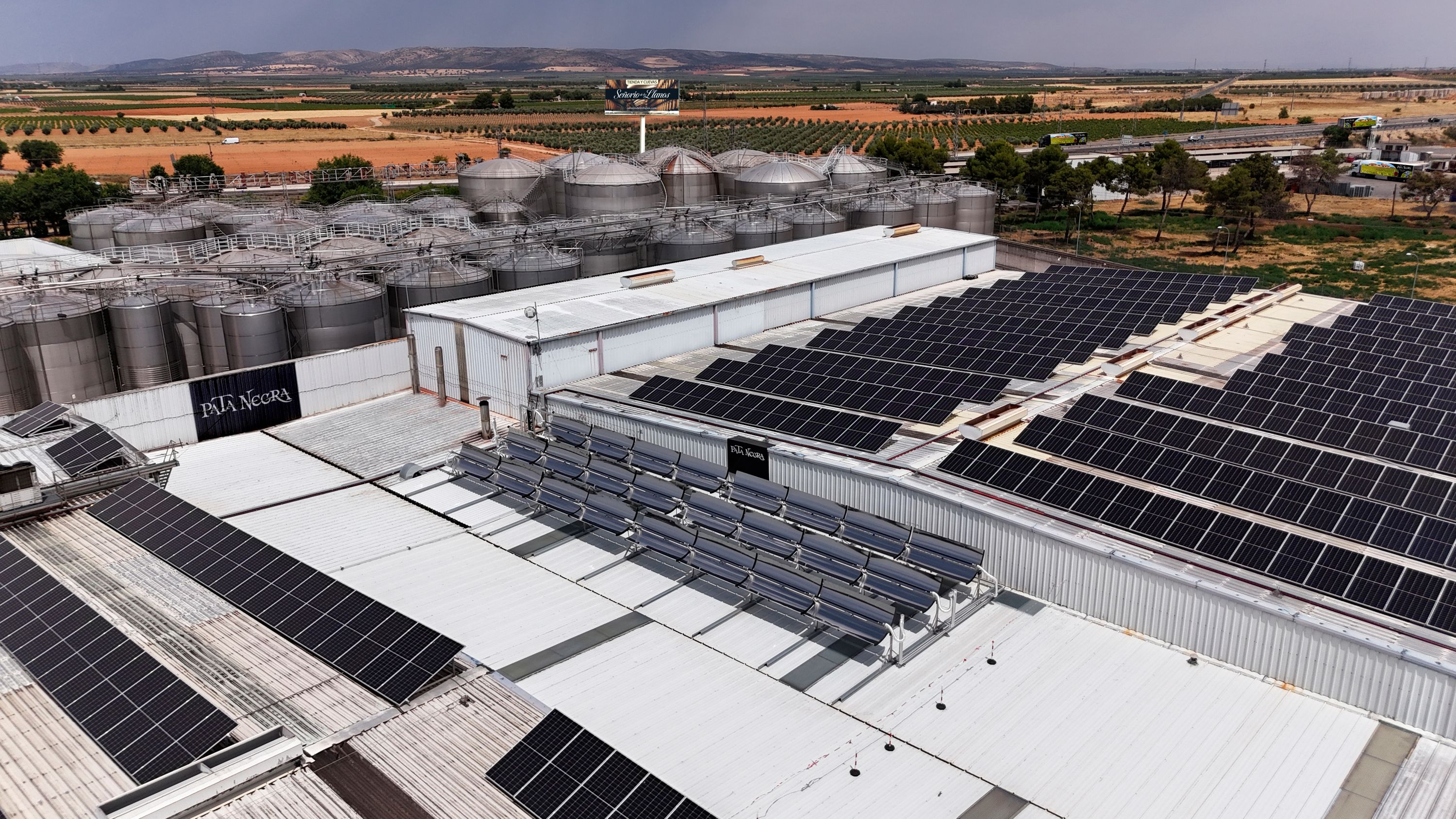 FOTO_LOS_LLANOS_CONCENTRADORES SOLARES.jpg