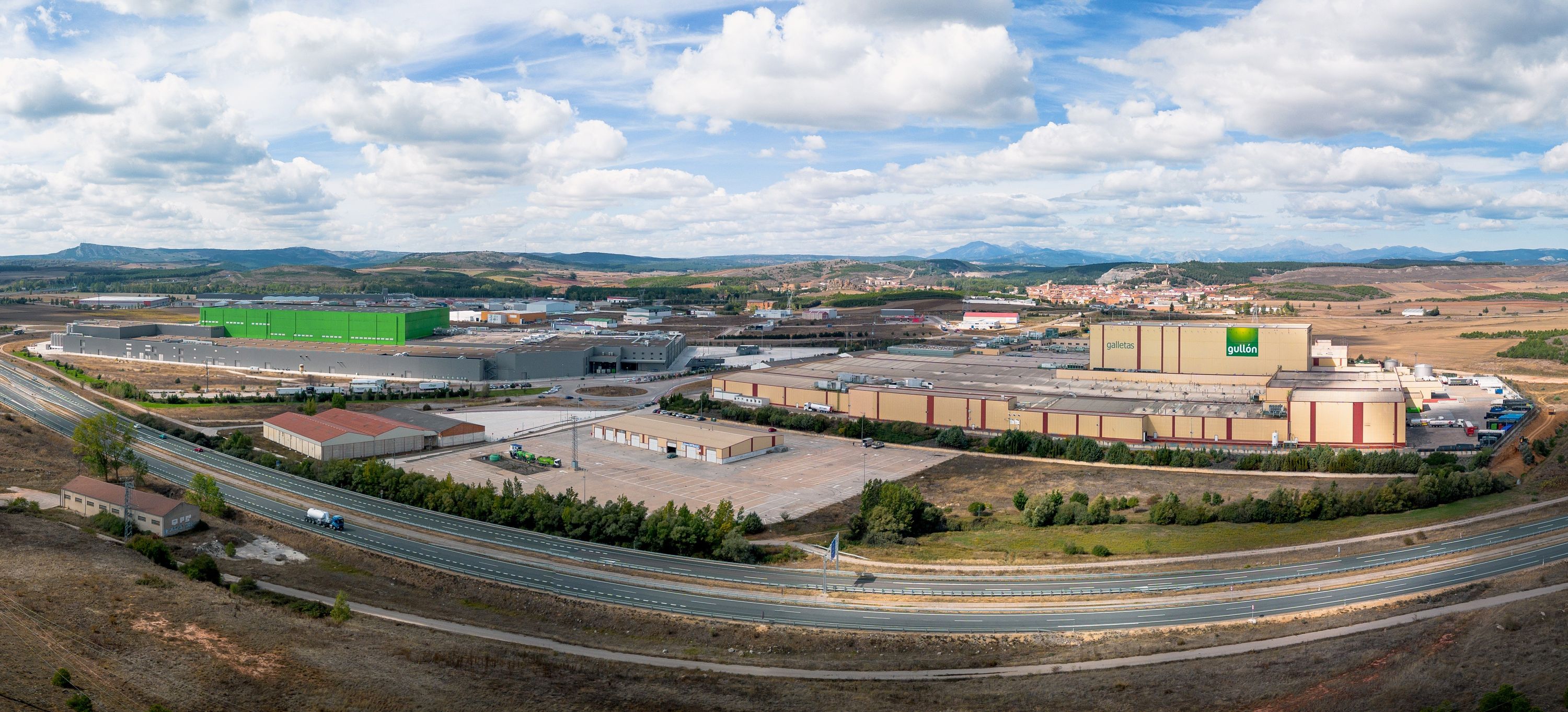 Foto área panorámica VIDA y Gullón.jpg