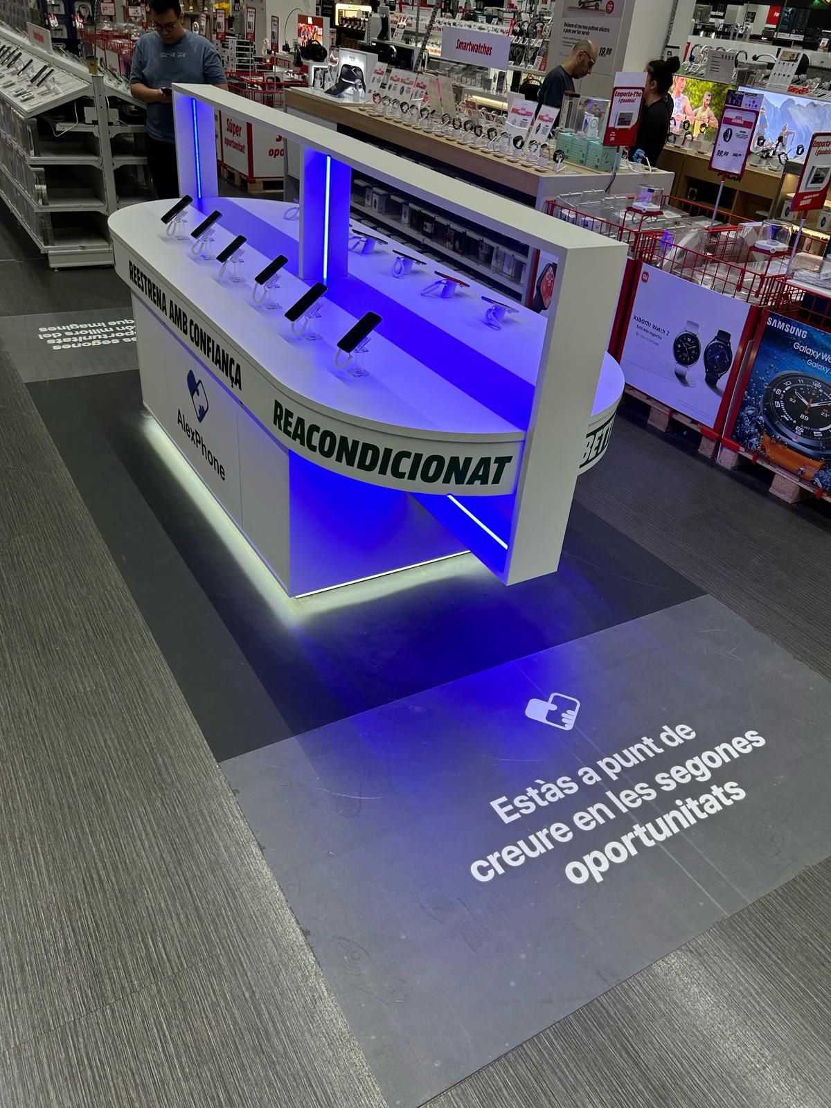 MediaMarkt - AlexPhone 2.jpg