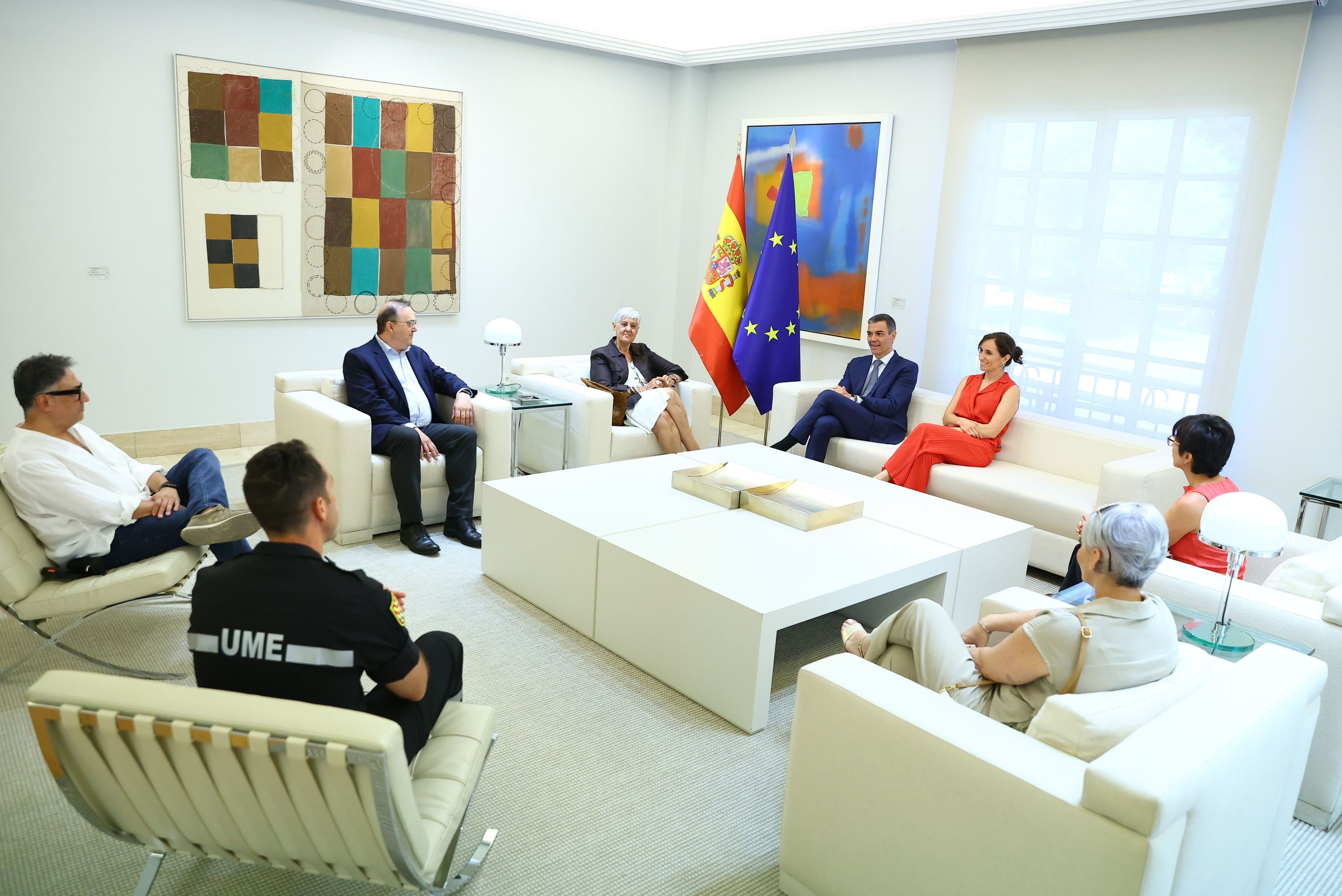 Encuentro Moncloa COVID-19.JPG