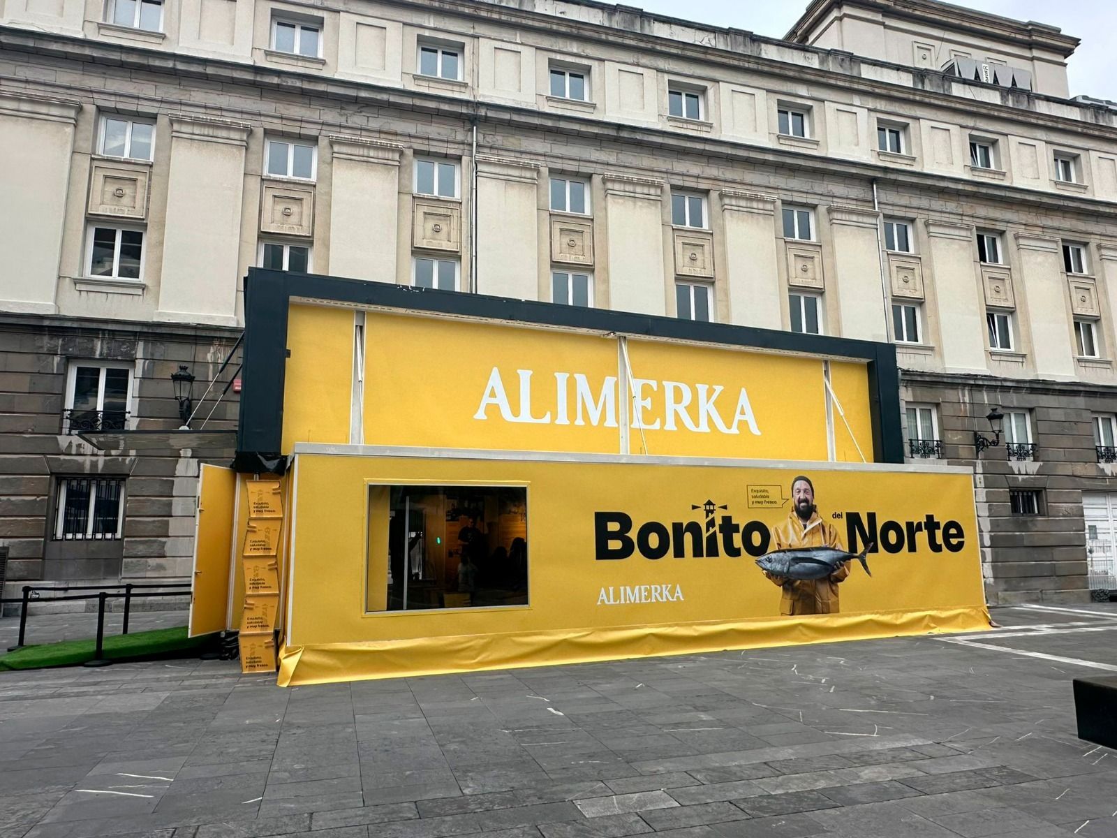 La ruta del expo tráiler de Alimerka comenzó el pasado 1 de julio en Oviedo y finalizó el 12 de julio en Valladolid.jpg