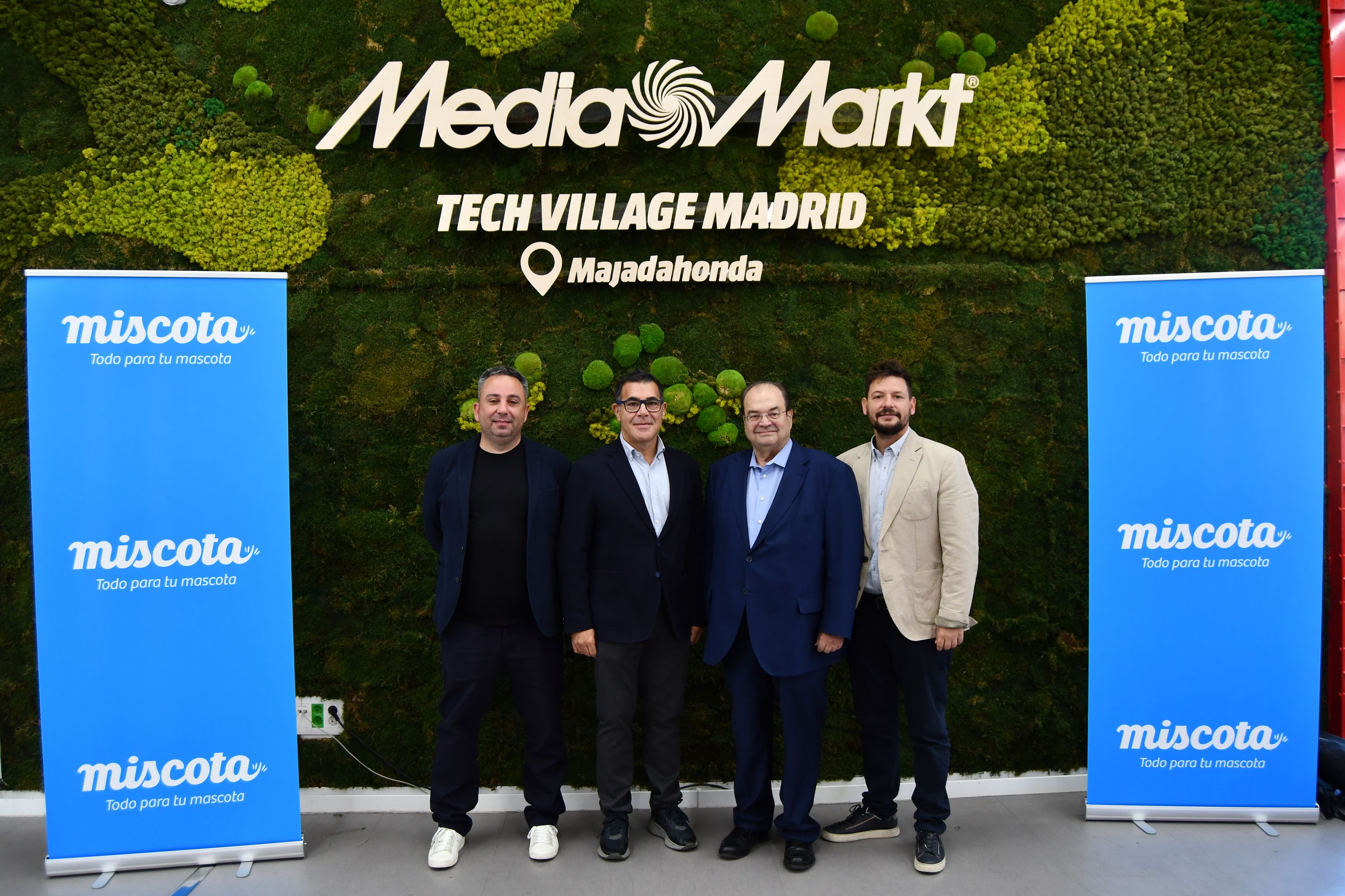 Apertura Miscota MediaMarkt Majadahonda_1.JPG