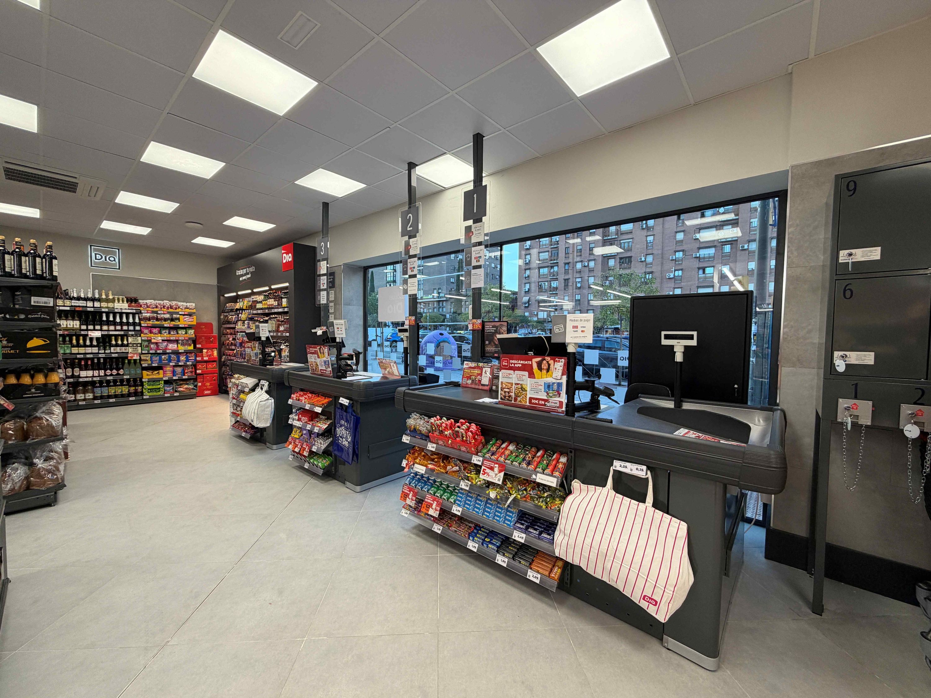Tienda Dia Leganés 1.jpg