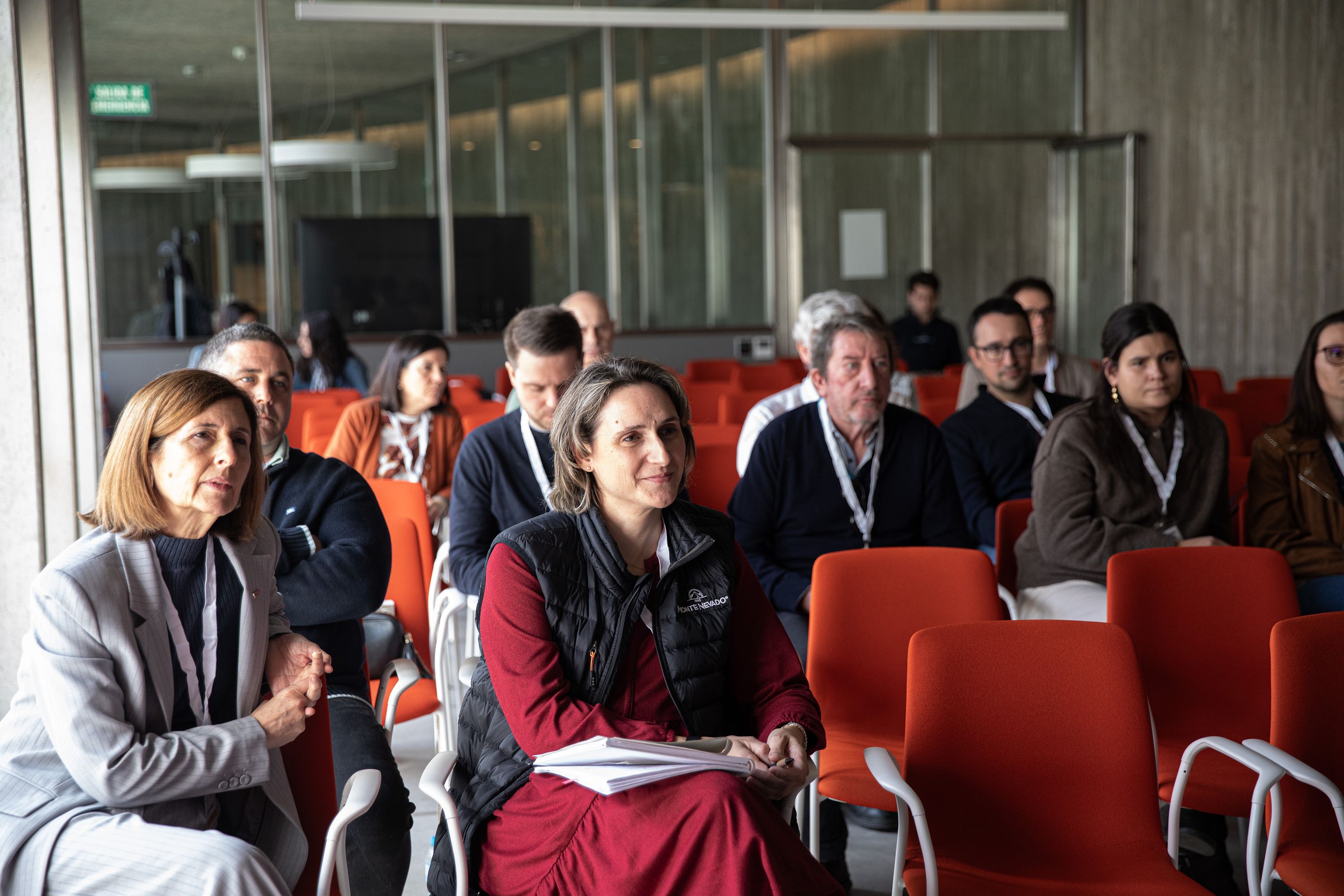 MonteNevado-Público mesa redonda.jpg