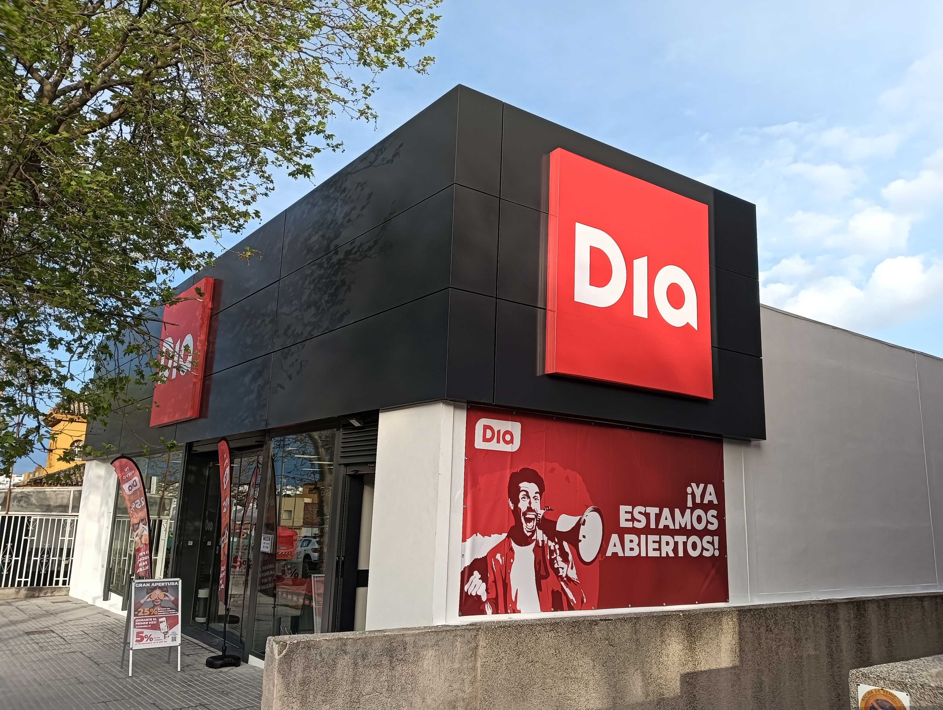 Tienda Dia_Chiclana 2.jpg
