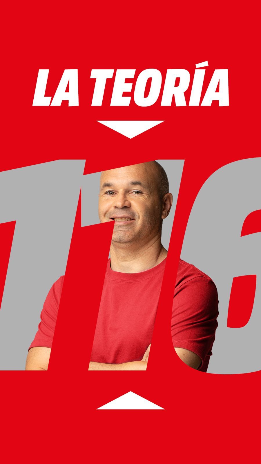 Hombre adulto con camiseta roja dentro de un diseño rojo y gris con el texto LA TEORÍA.