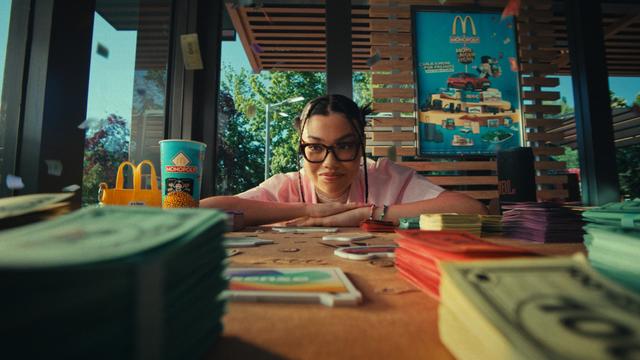 McDonald’s reedita su colaboración con Monopoly en la campaña “Tu moni, tus reglas”